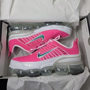 Nike Vapor Max 360 Hyper Pink Sz 9 Women